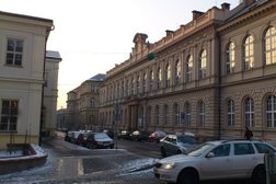 Univerzita Karlova v Praze - 1. lékařská fakulta - Ústav biochemie a experimentální onkologie - knihovna